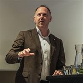 Bas van der Pol